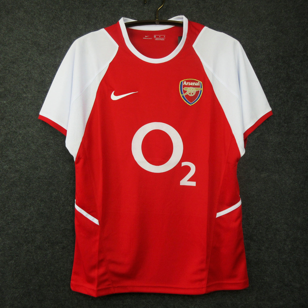 Arsenal Home Kit 02/04